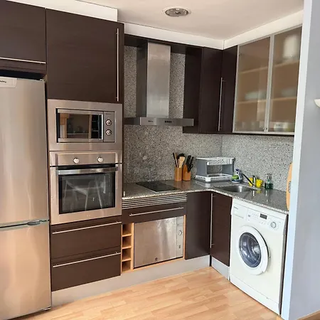 Edificio Lirios Politur بلاتجا ذارو